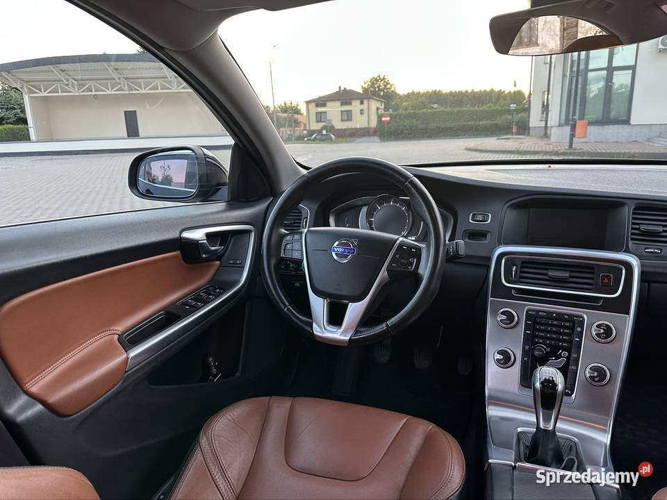 VOLVO S60 D3 DriveE Momentum 2015 r Zadbany ESP świętokrzyskie Skarżysko-Kamienna