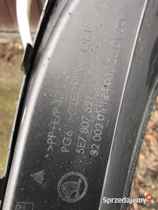 Skoda Octavia IV dyfuzor spojler zderzak tył