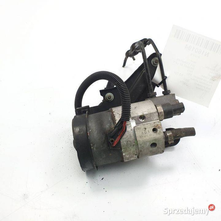 POMPA VOLKSWAGEN PASSAT B5 LIFT 8E0614175F Lipno