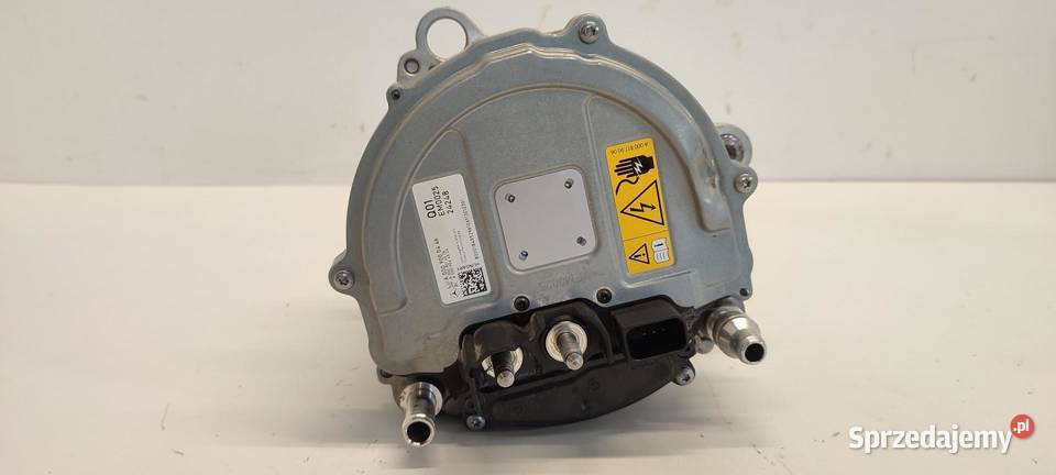 MERCEDES W247 ALTERNATOR A0009000446 osobowe
