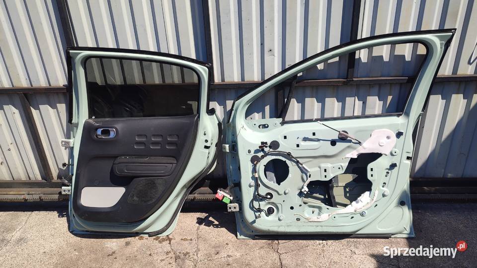 DRZWI PRAWY TYL PRZÓD CITROEN C3 III Hatchback osobowe świętokrzyskie