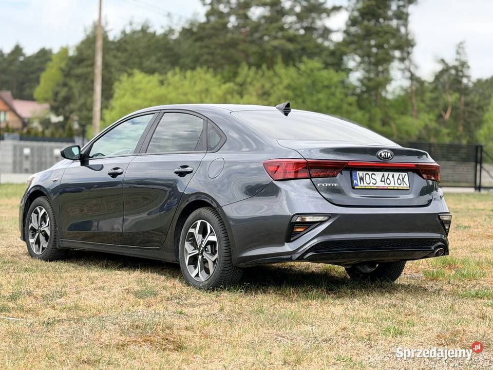 Kia Forte sedan benzyna USA automat CarPlay Ceed Kadzidło
