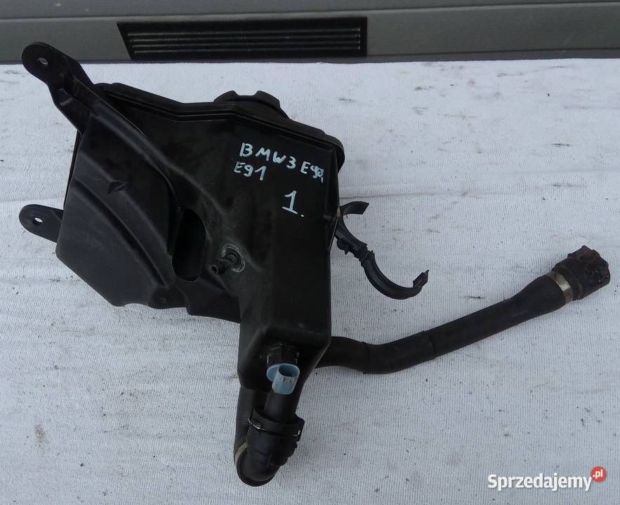 ZBIORNICZEK WYRÓWNAWCZY PŁYNU BMW E81 E87 E90 Układ chłodzenia Części samochodowe sprzedam