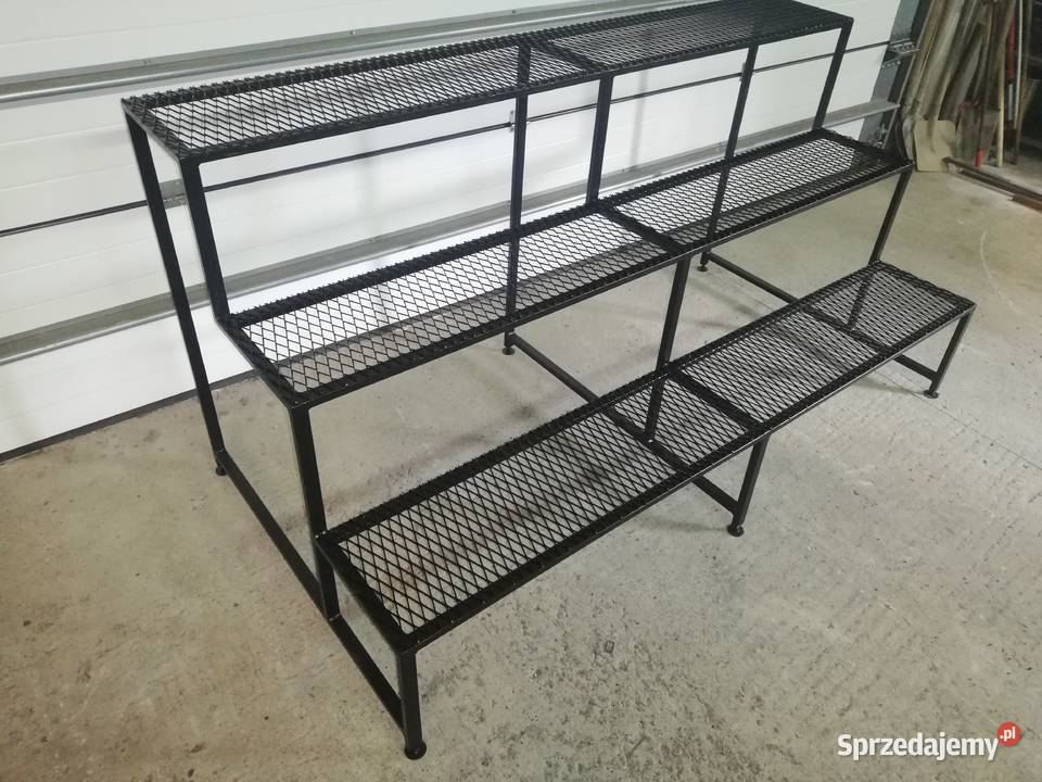 Schodki ekspozycyjne Kraków