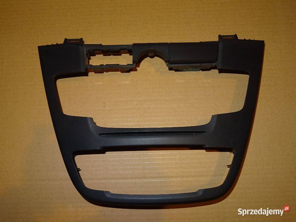 RAMKA PANEL RADIA CZARNY KONSOLA ŚRODKOWA DÓŁ Parcice