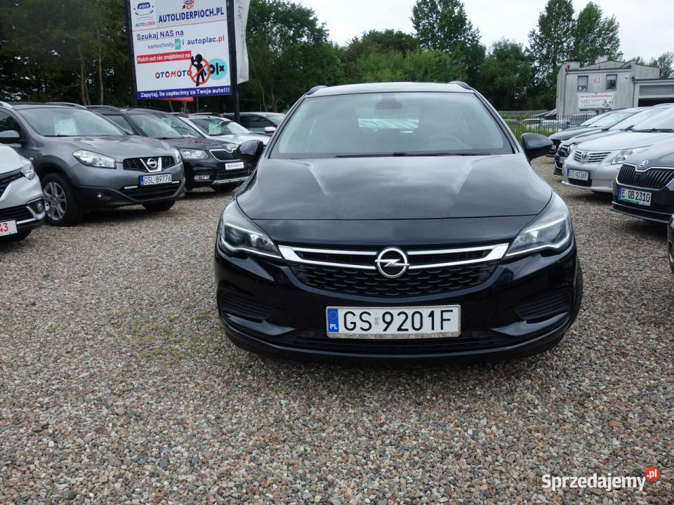 Opel Astra Opel Astra Sports Tourer z 2017 roku nawigacja pomorskie Słupsk