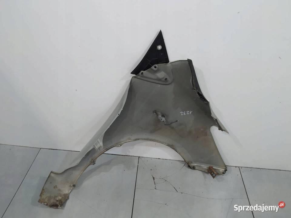 BŁOTNIK LEWY PRZÓD LIFT 5A7 Toyota Yaris II świętokrzyskie
