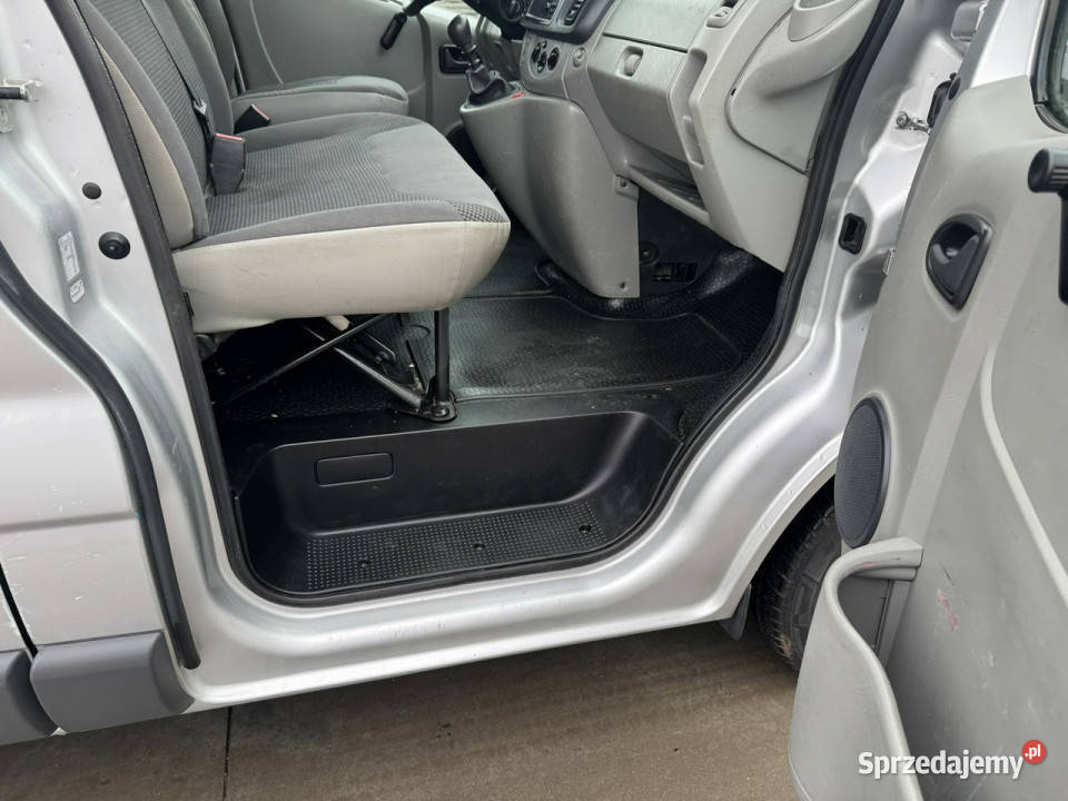 Opel Vivaro Opel Vivaro L1H1 20 CDTI 236000km Karolinki