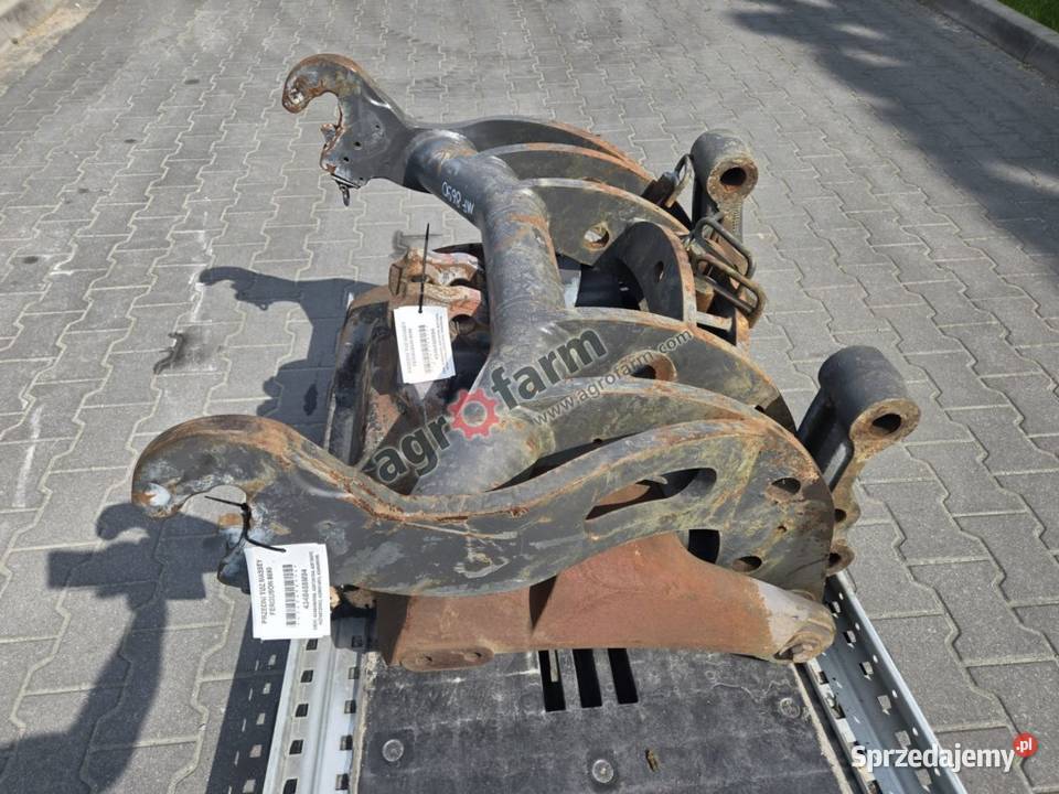 TUZ przedni podnośnik Massey Ferguson 8690 Byków