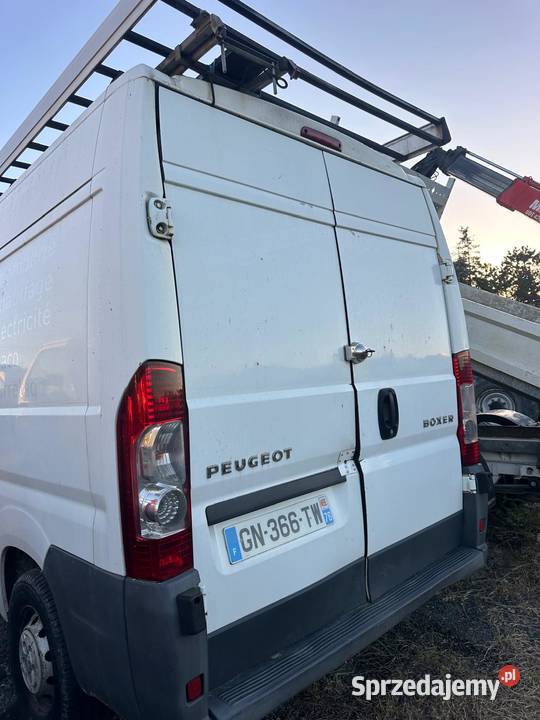 Peugeot Boxer 22 HDi 100 Furgon wysoki Blaszak manualna Tymowa