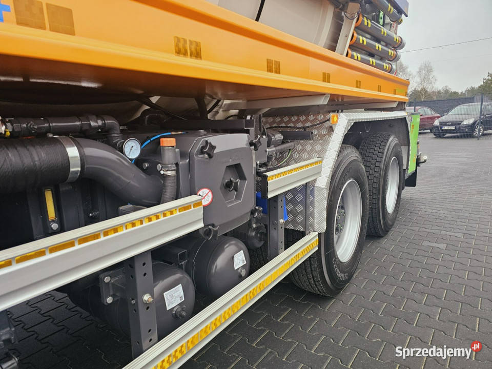 Volvo WUKO LARSEN FLEX LINE 414 ADR do zbierania Rok produkcji 2012 Motoryzacja świętokrzyskie Daleszyce