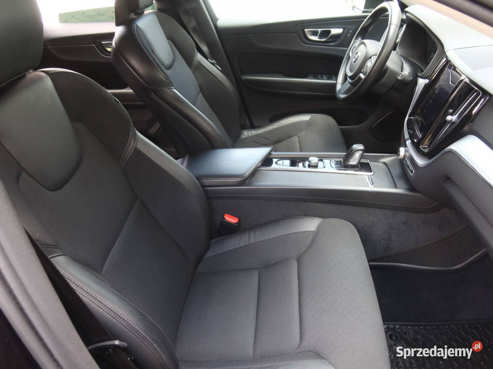 Volvo XC60 B4 AWD śląskie Katowice