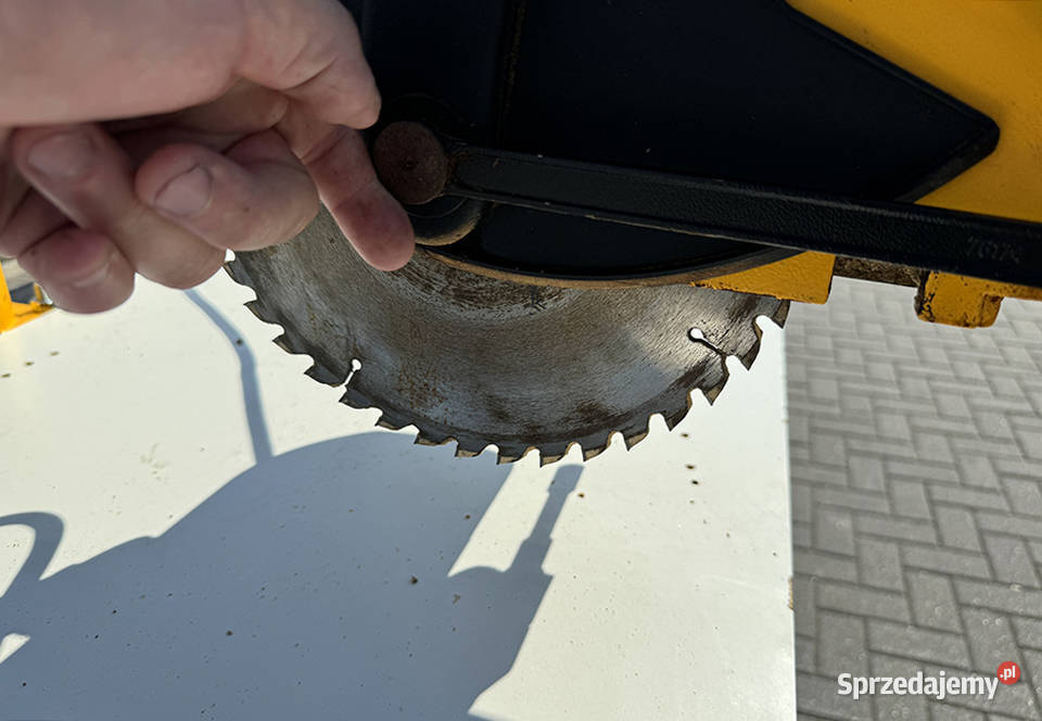 Piła poprzeczna ramieniowa DEWALT DW 720