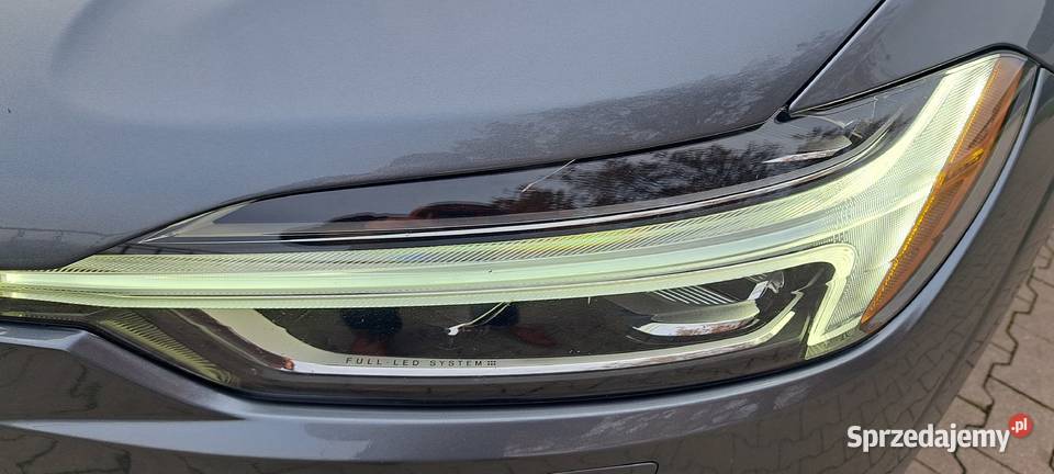 VOLVO XC60 T5 254 20 L AWD automat 8 biegów