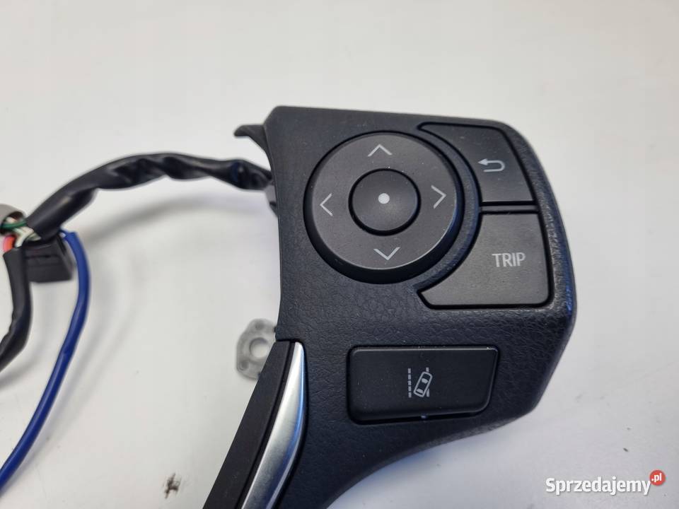 Toyota Auris II lift PRZYCISKI KIEROWNICY osobowe