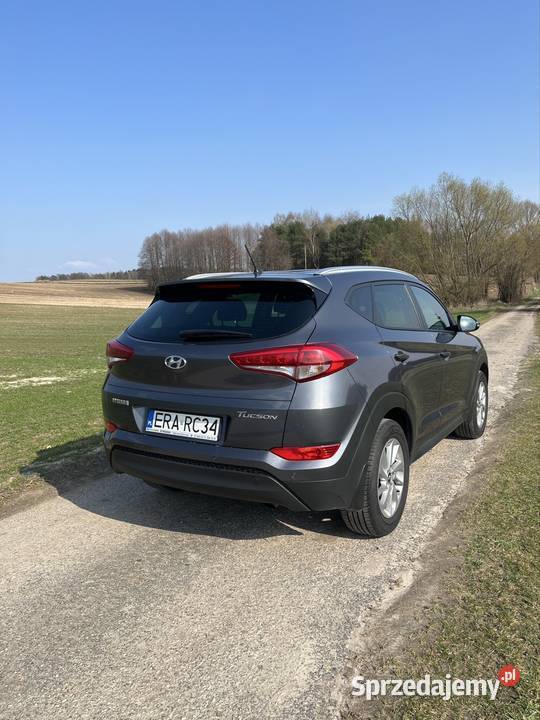 Hyundai Tuscon 16 benzyna NISKI PRZEBIEG garażowany Babczów