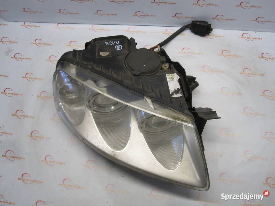VW TOUAREG I 7L 04r lampa prawaa przód ANGLIK sprzedam