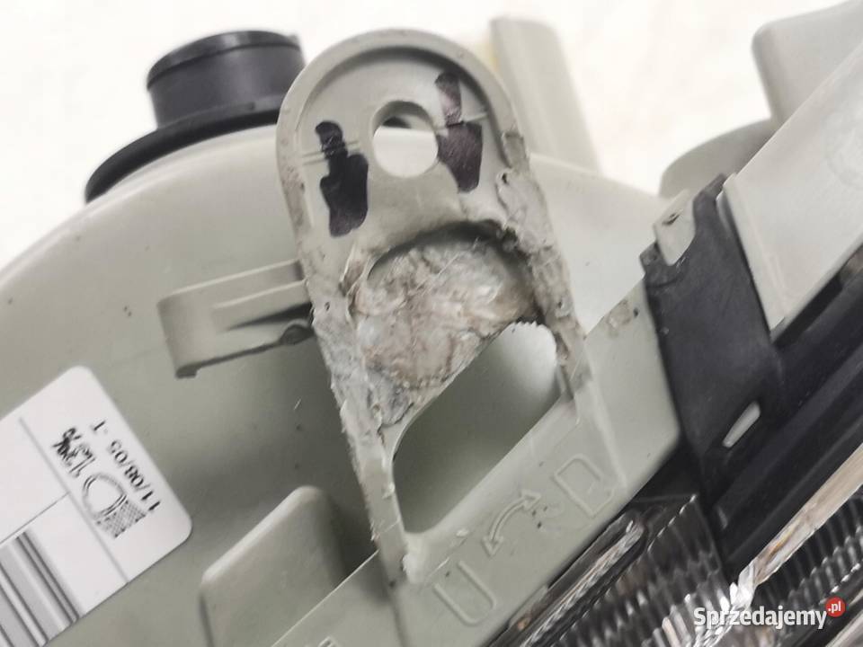 LAMPA LEWY PRZÓD OPEL AGILA A 20032007 9212210