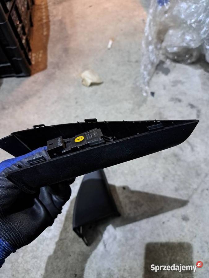 Osłony lusterek audi a8 4h1857505a 506a Wrocław sprzedam