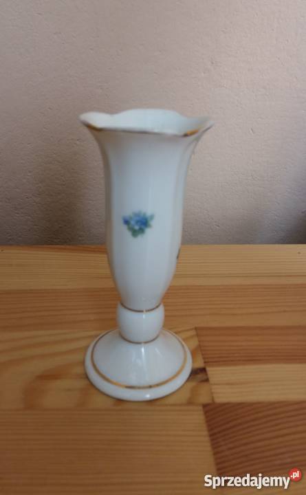 Smukły porcelanowy wazonik niemiecki Koenigrcea