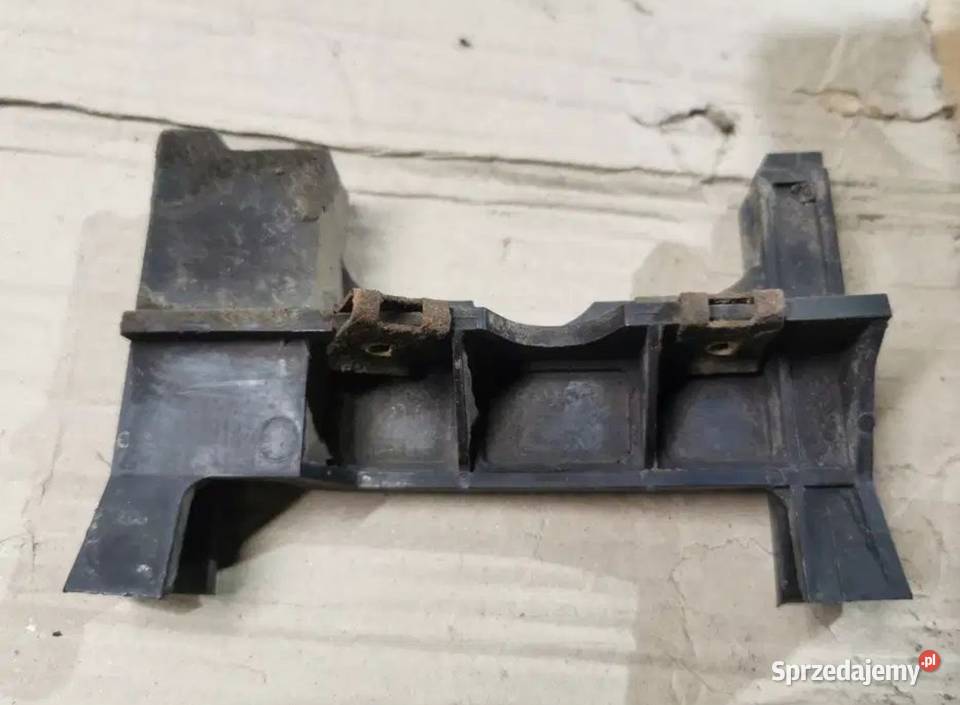 Ślizg zderzaka prawy tył BMW E36 sprzedam