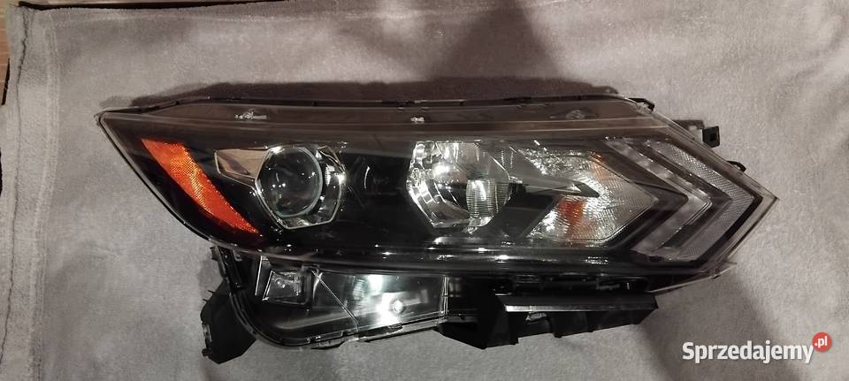 Lampa prawa przód Nissan Qashqai J11 rogue prawe Części samochodowe Zamość