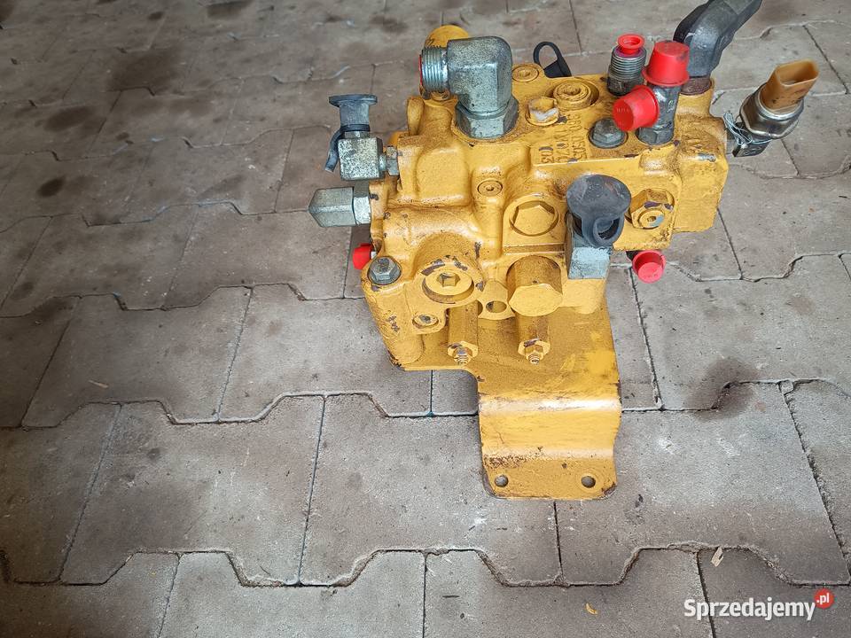 Zawór rozdzielacz hydrauliczny Caterpillar 966M