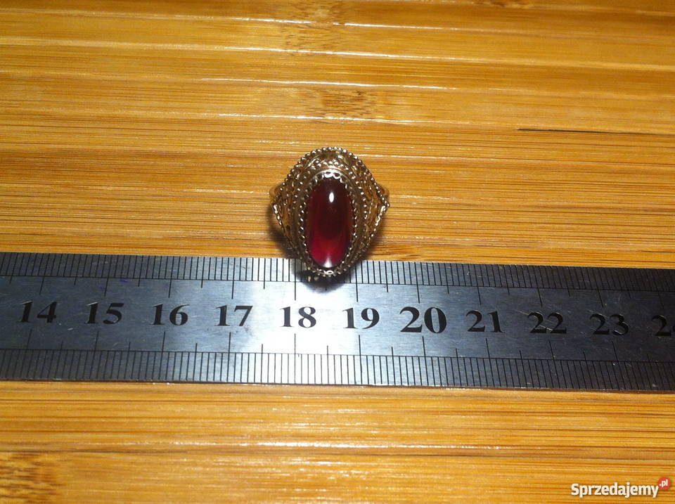 Pozłacany srebrny pierścionek z rubinem lubelskie Lublin