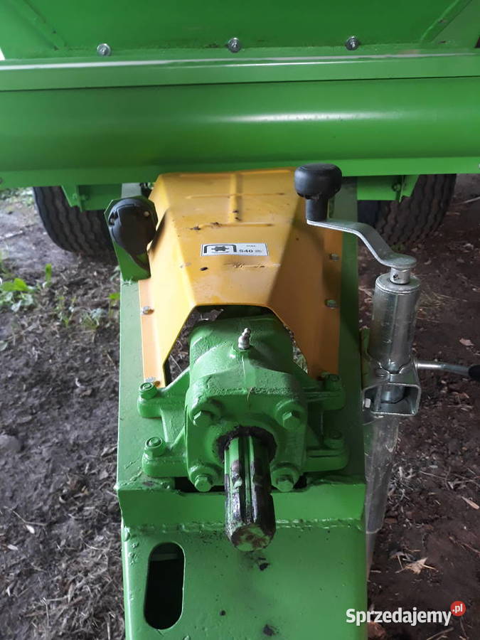 Rozsiewacz wapna nawozu RCW 3 Piast nieuszkodzony