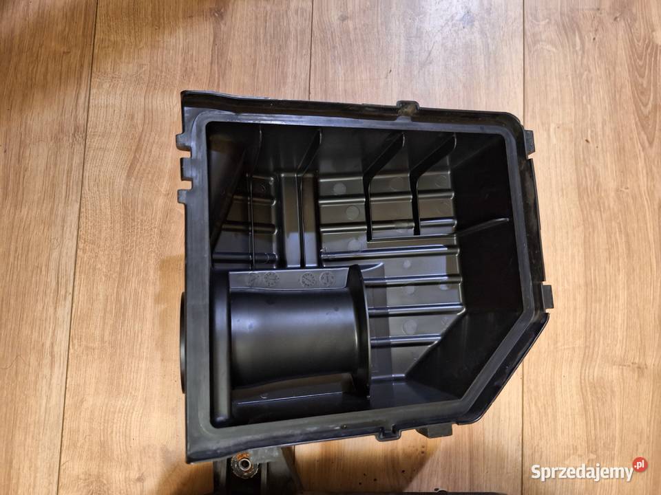 Honda Civic 18 UFO Obudowa filtra powietrza Pozostałe