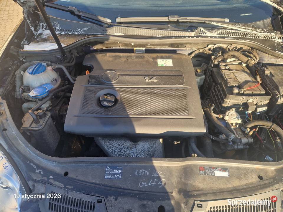 Volkswagen Golf 5 14 benzyna z gazem Golf Legnica