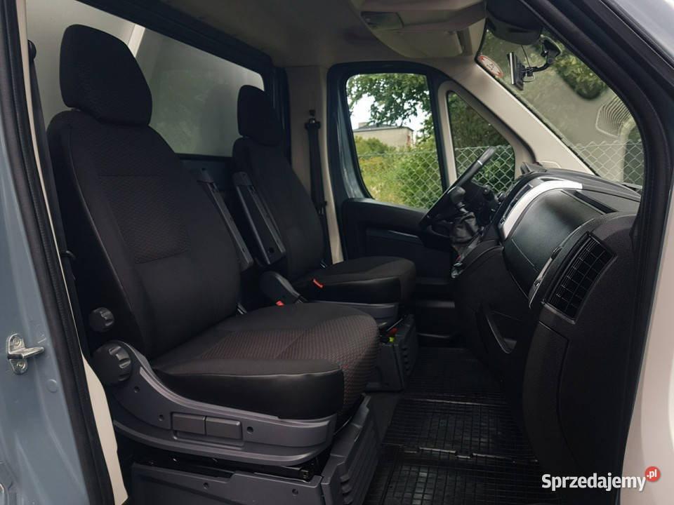 Peugeot Boxer 8EP CHŁODNIA AGREGAT CARRIER Poręba