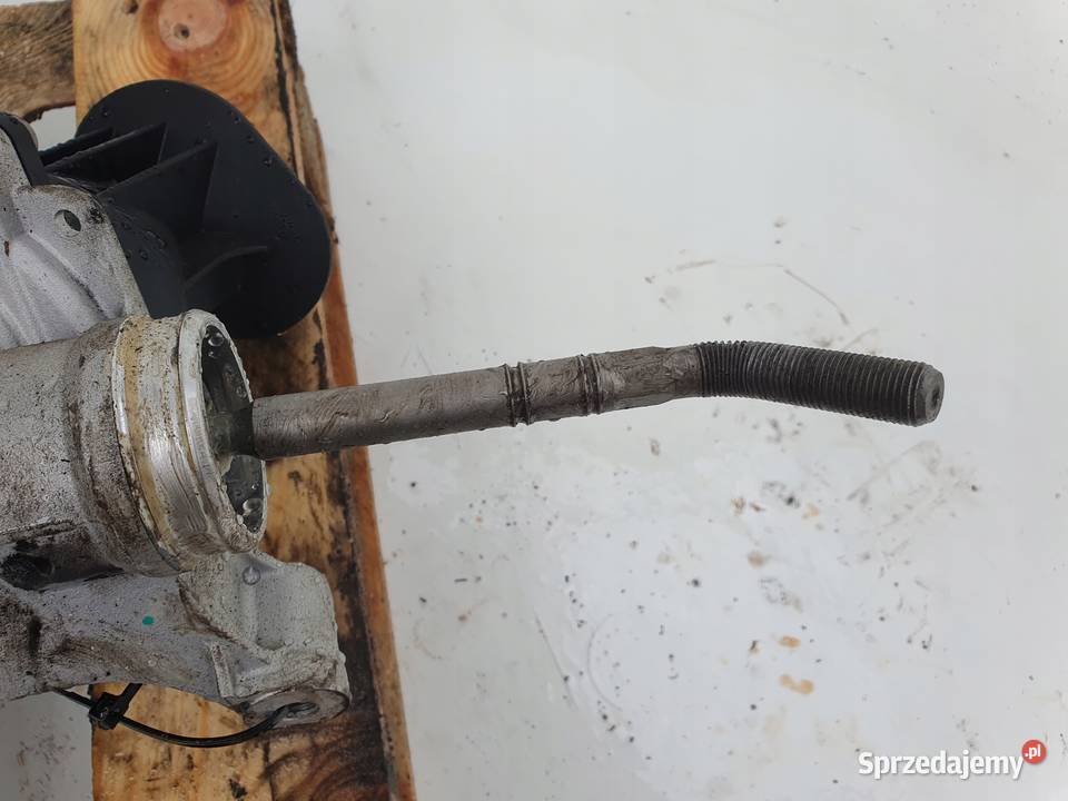 Volvo XC40 Recharge Polestar 2 MAGLOWNICA