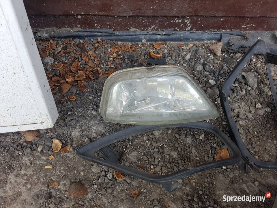 reflektor światło przeciwmgielne ford focus mk1 osobowe Czyżowice