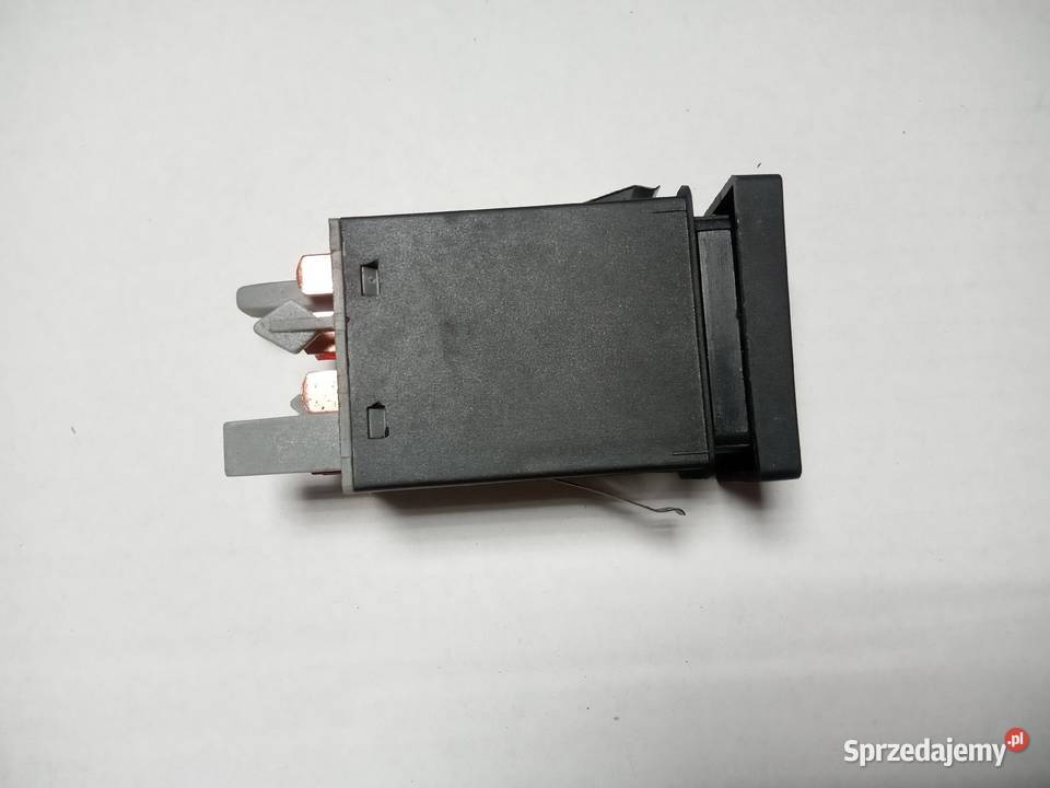 włącznik świateł awaryjnych Passat B5 Pozostałe Radom