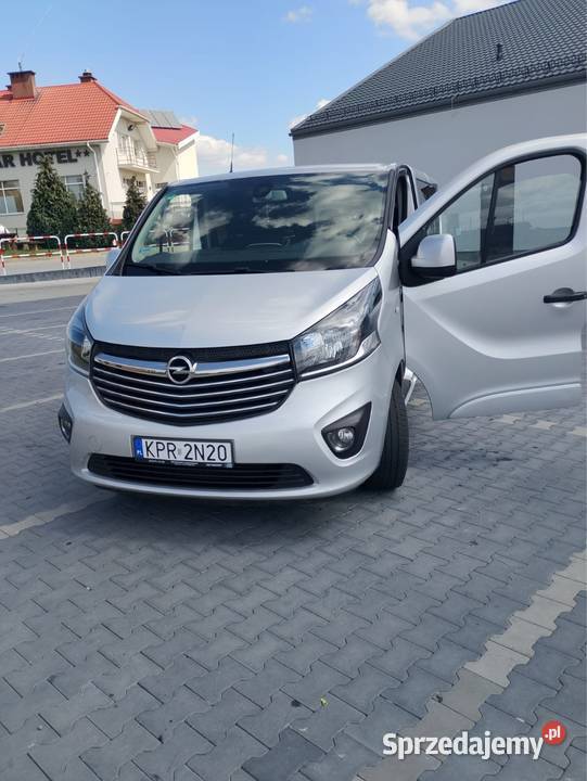 Opel Vivaro 16d 125 bluetooth Koszyce