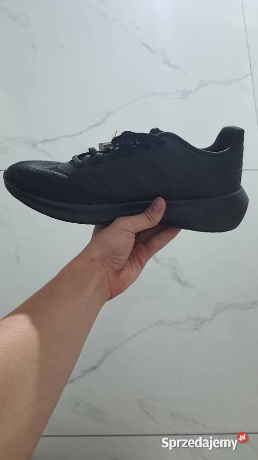 Buty Adidas RunFalcon 30 czarne rozmiar 42 sprzedam