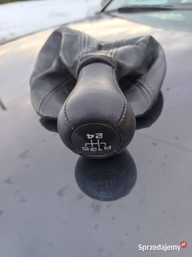 Skórzana gałka zmiany biegów VW Corrado Passat Gałki i mieszki podkarpackie Liskowate sprzedam