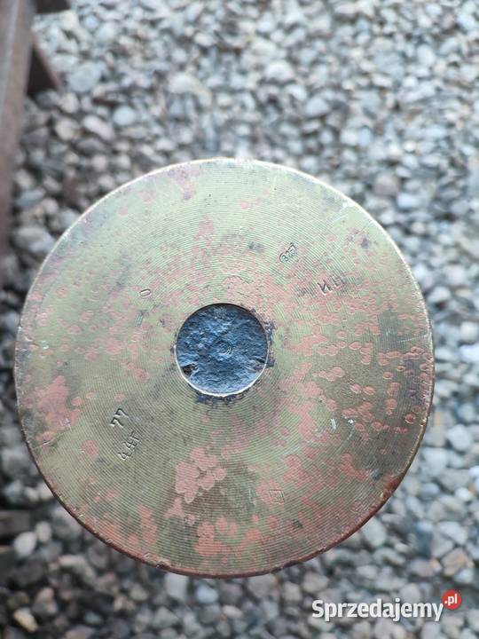 Duża łuska mosiężna 122 mm 1944 r Dulcza Wielka