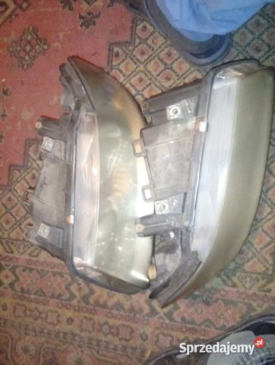 Sprzedam reflektory prawy lewy do Audi a3 8L osobowe Radziejów