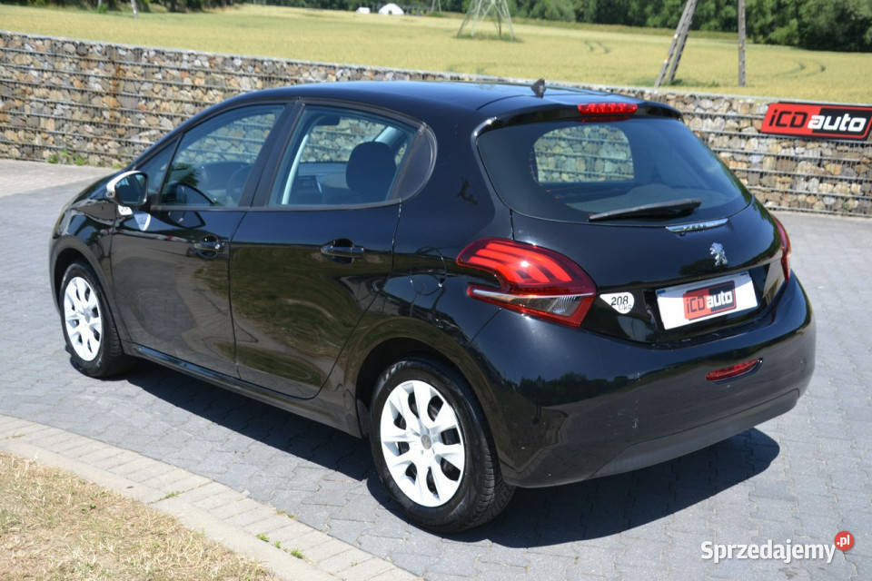 Peugeot 208 like 10 benzyna 75 klimatyzacja Kęty
