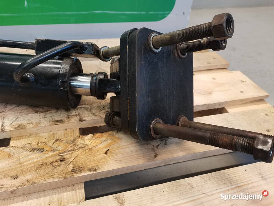 Siłownik stabilizacji osi CAT TH 355 Wilkowo sprzedam