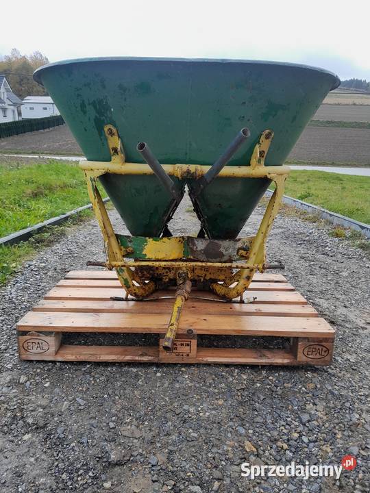 rozsiewacz dwutalerzowy amazone 400litrów nieuszkodzony Wielmoża