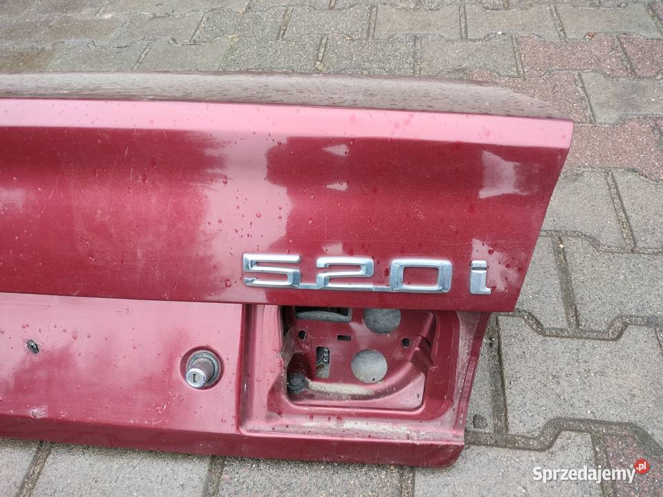 BMW E34 SEDAN KLAPA TYLNA Rąbień AB