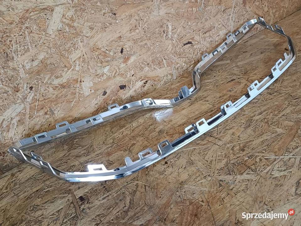 SKODA YETI RAMKA ATRAPA CHROM GRILL ZDERZAK osobowe Pleszew sprzedam