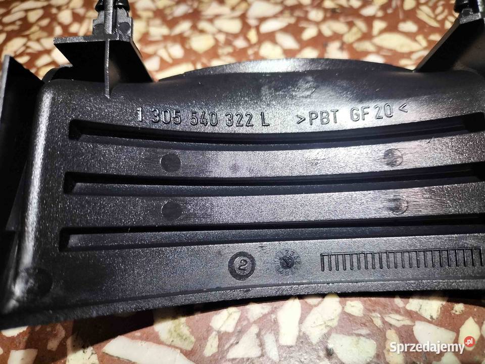 Blenda lampy lewej przedniej BMW E46 SEDAN