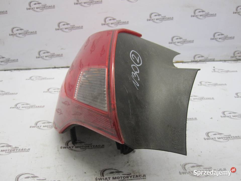OPEL CORSA E 17r lampa lewa tył 30068625 Kielce