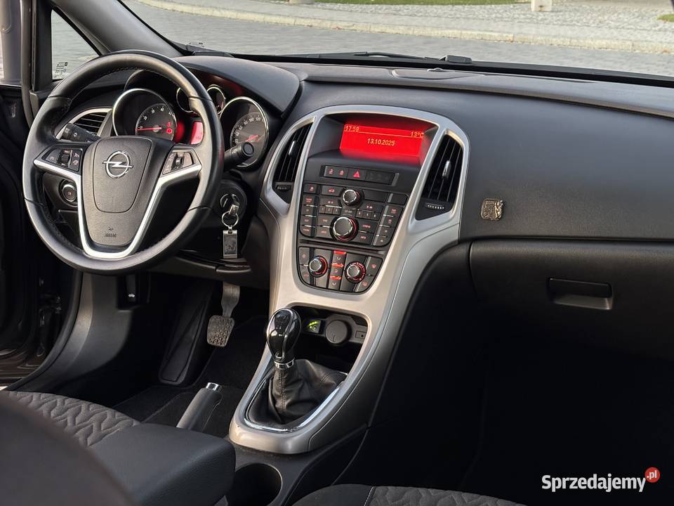 Opel Astra J IV 16 115 Salon Polska Sedan