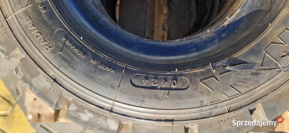 Opony do wózka widłowego MICHELIN 180 x 70 R8 sprzedam