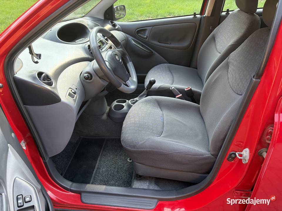 Toyota Yaris 10 Salon Serwis ASO 5 drzwi VAT marża Wieliszew